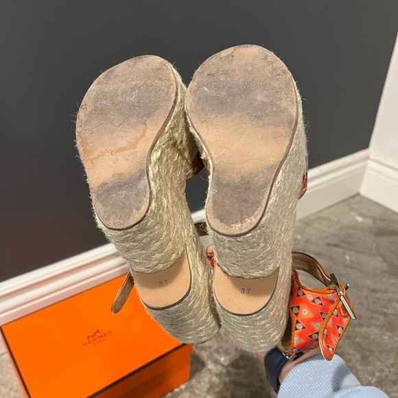 Platform Espadrilles- Must have! - Picture 5 of 7